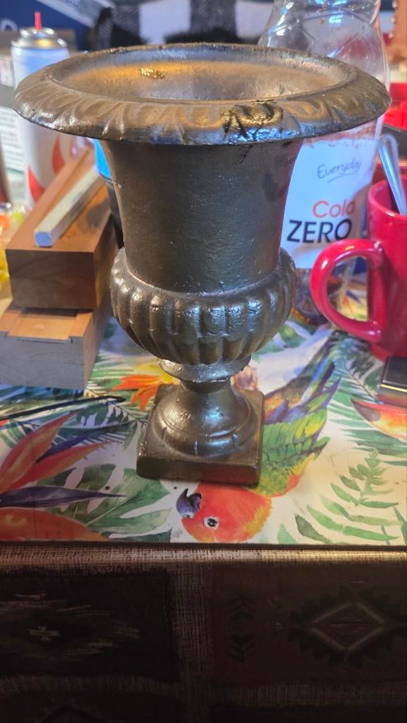 Bronzen vaasje 20 cm h, Ophalen, Zo goed als nieuw