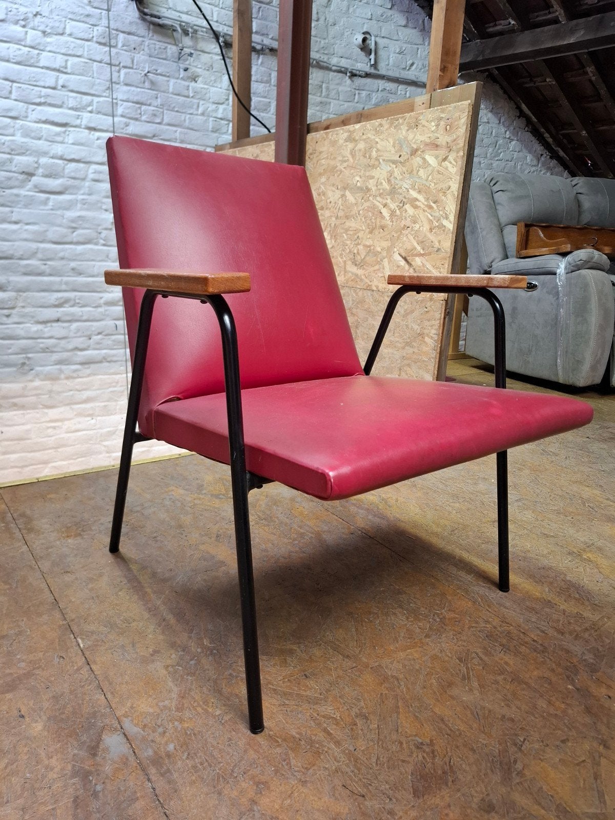 Fauteuil Robert par Guariche pour Meurop 1962, Enlèvement