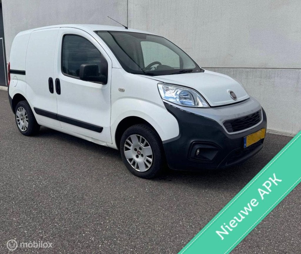 Fiat Fiorino 1.3 MJ AIRCO CRUISECONTROL EURO 6, Autos, 80 ch, Achat, Euro 6, 2 places