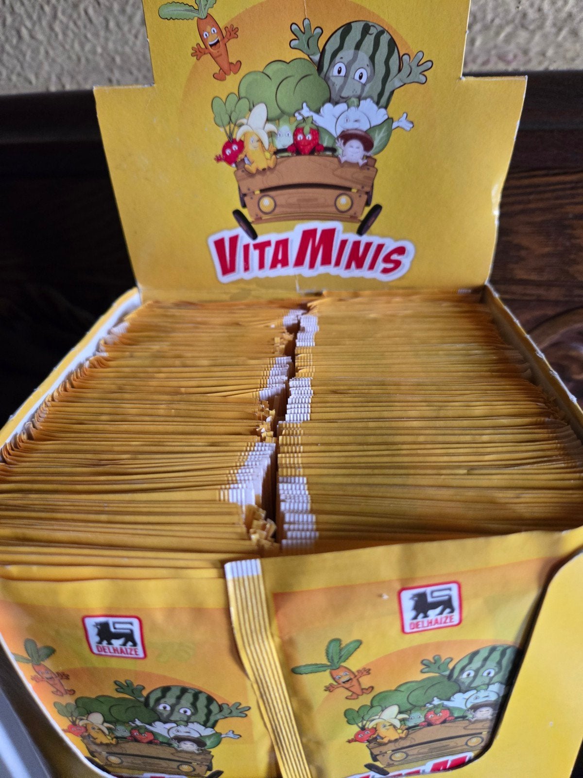 Boîte complète d'autocollants vitaminis., Collections, Enlèvement, Comme neuf, Animal et Nature