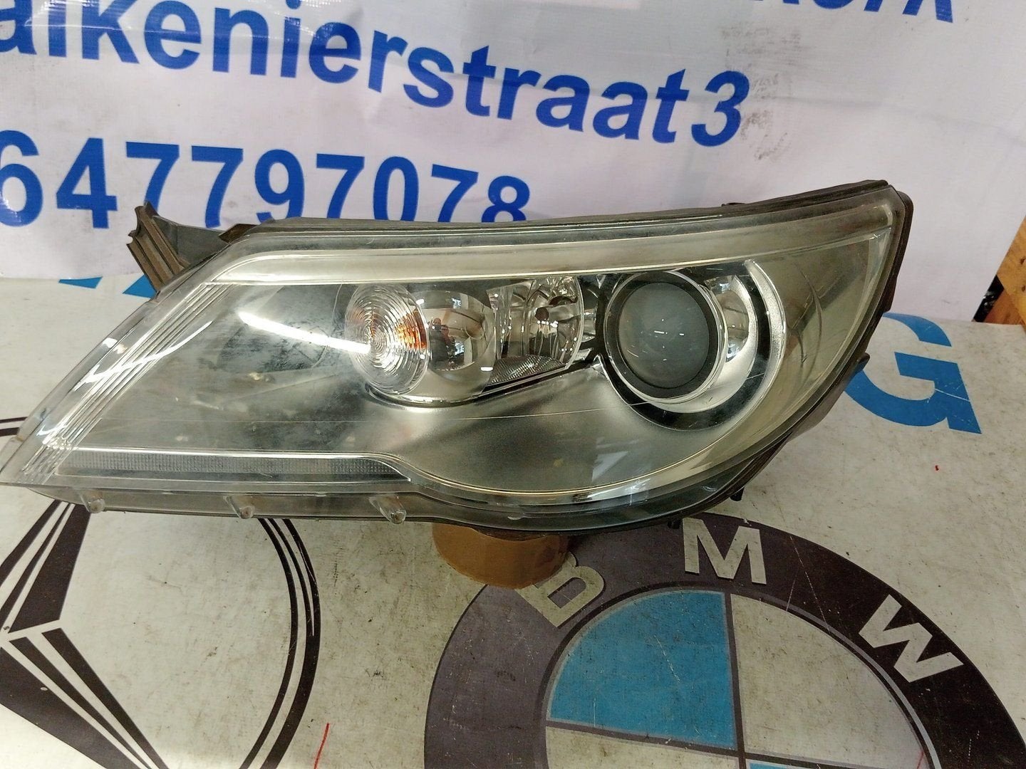 volkswagen tiguan koplamp 1zs009549, Gebruikt, -, Volkswagen, -