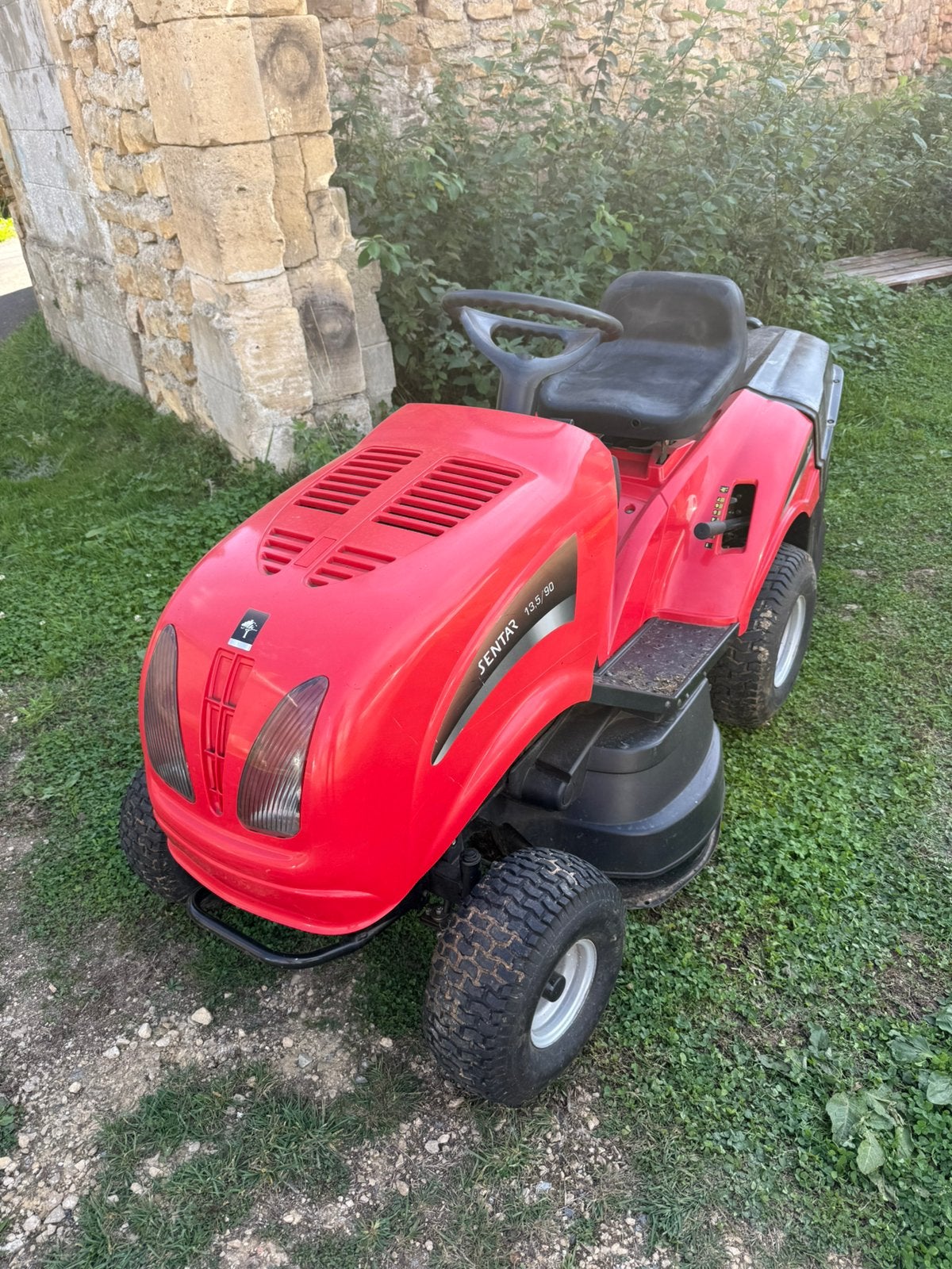 Tracteur tondeuse sentar 13,5 ch, Enlèvement, Comme neuf, Vitesses