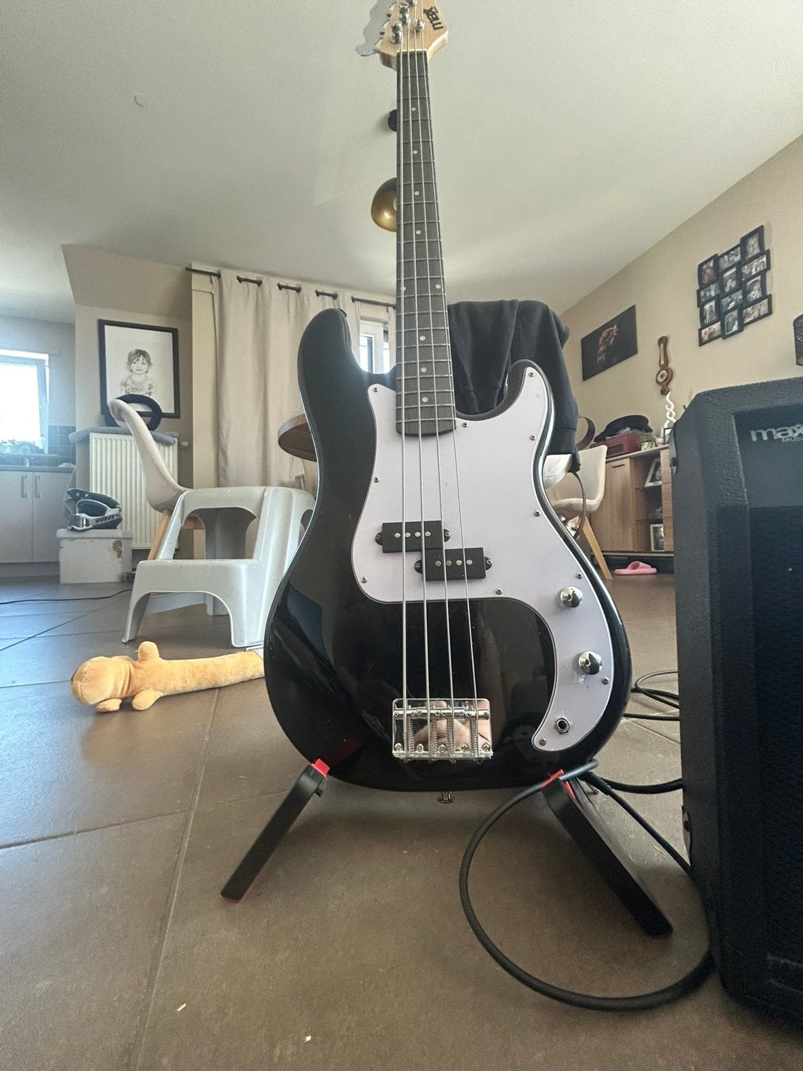 Bass gitaar, Musique & Instruments, Instruments à corde | Guitares | Basses, Enlèvement, Comme neuf, Électrique