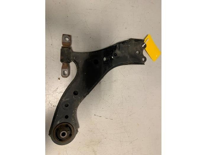 Draagarm links-voor van een Toyota Rav-4, -, 3 mois de garantie, Toyota, Utilisé
