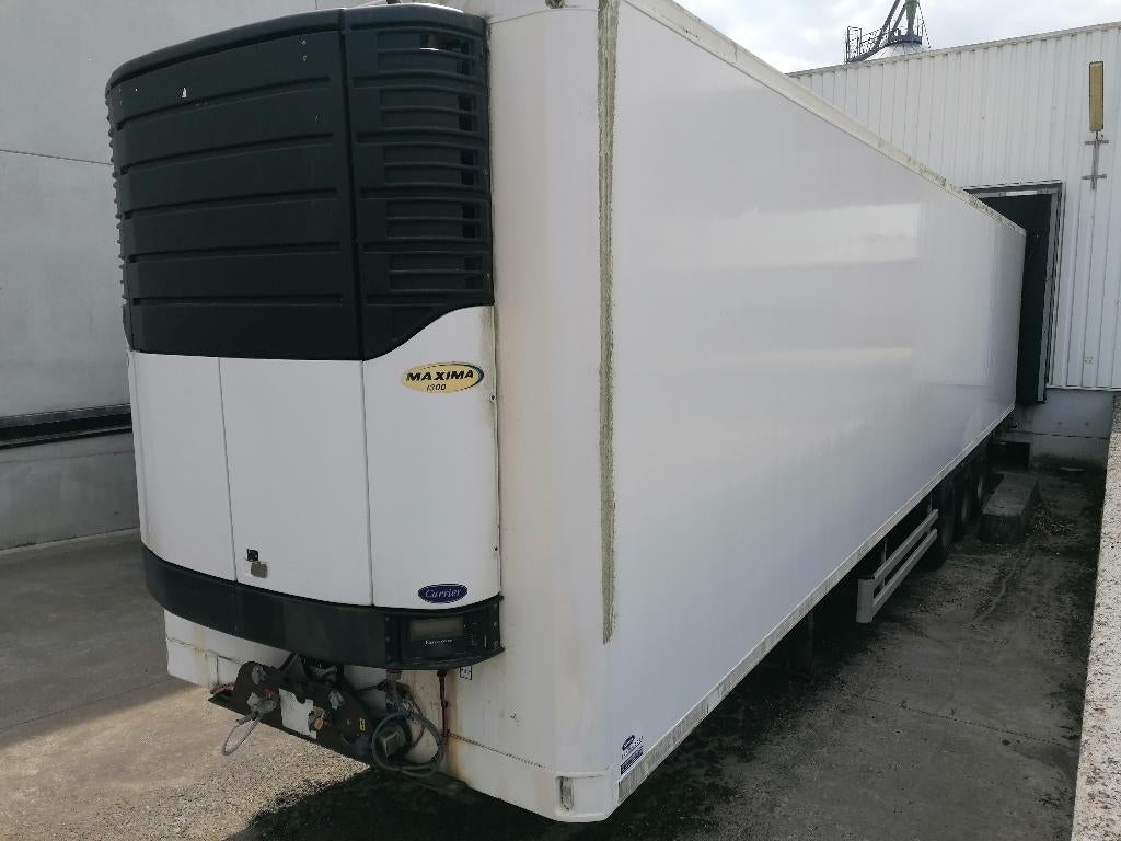 semi-remorque frigo, hayon rétractabable, porte pneum. 2007, Autos, Camions, Entreprise, Enlèvement