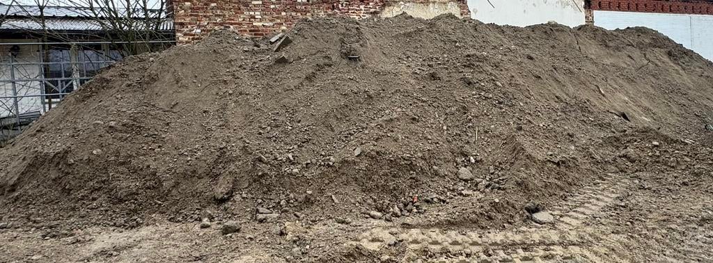 GRATIS aanvulgrond – levering mogelijk (min. volle vracht), Ophalen, Zo goed als nieuw