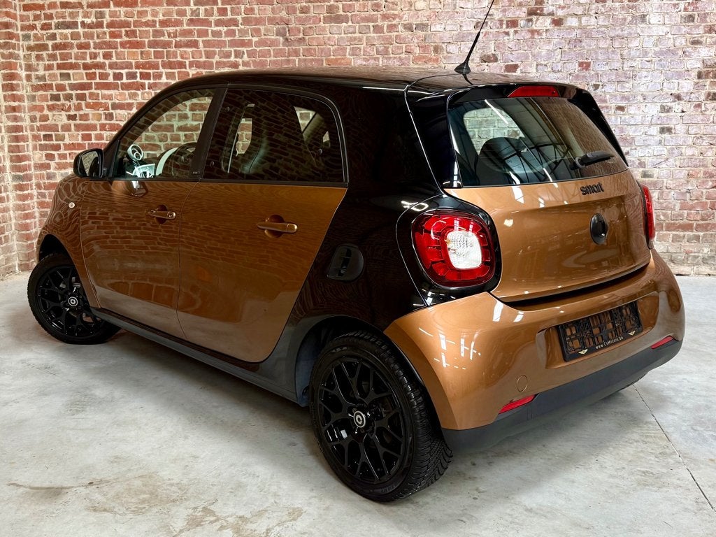 Prachtige SMART FORFOUR 1.0i Prime met garantie!, Auto's, Voorwielaandrijving, Dealer onderhouden, Bruin, https://public.car-pass.be/vhr/031d21f1-1da9-4ab0-b385-8853c7176cb5