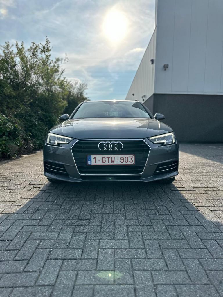 Audi a4 matrix 6-B, A4, Leder, 5 deurs, Particulier