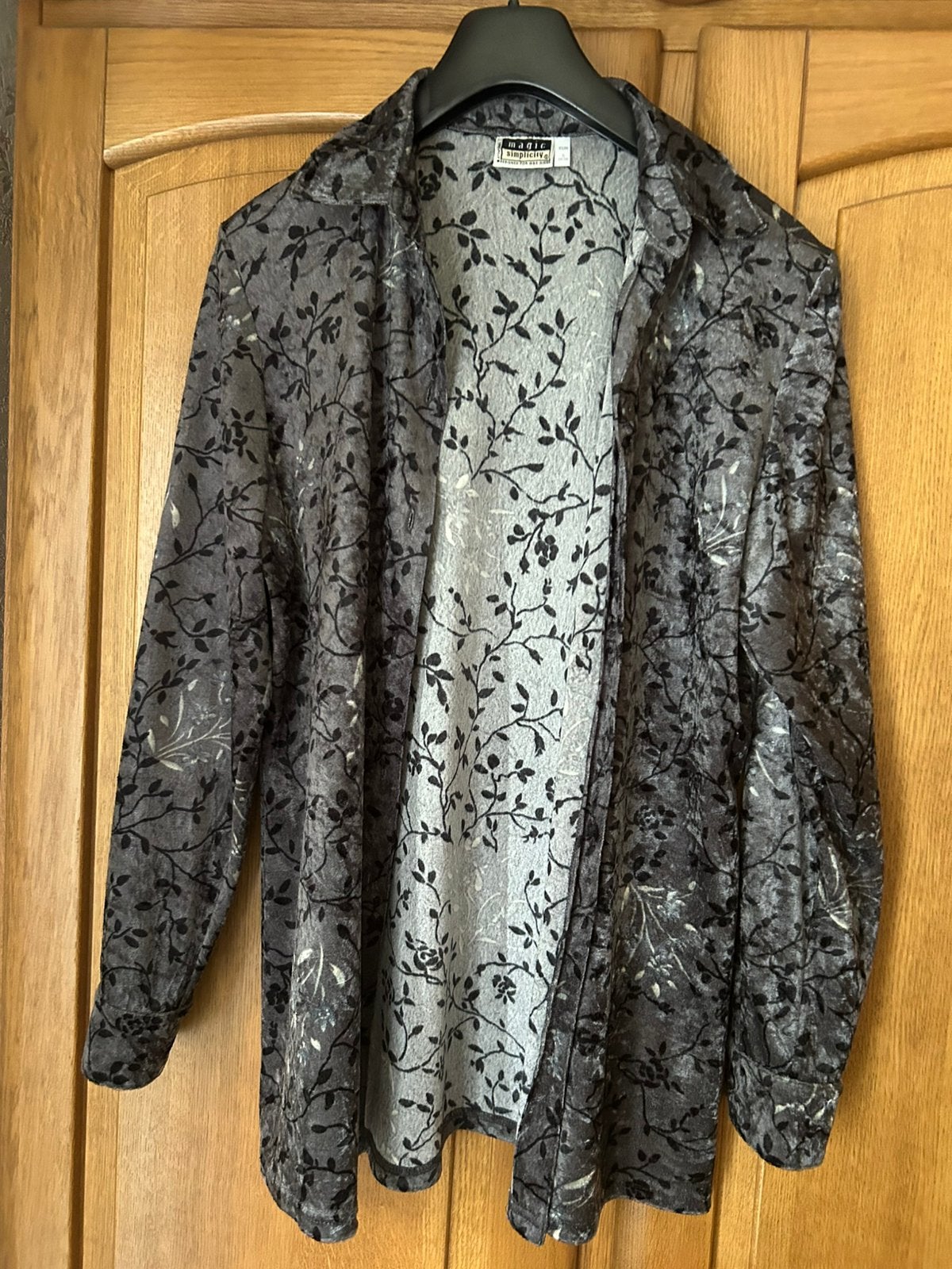 Dames blouse maat S en dames vestje maat 42, Ophalen, Zo goed als nieuw, Maat 36 (S)