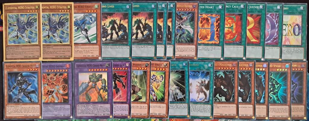 Yugioh Hero Kaarten, Hobby en Vrije tijd, Verzamelkaartspellen | Yu-gi-Oh!, Ophalen of Verzenden, Zo goed als nieuw, Meerdere kaarten