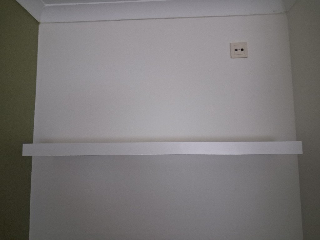 Witte wandplank, Ophalen, Gebruikt