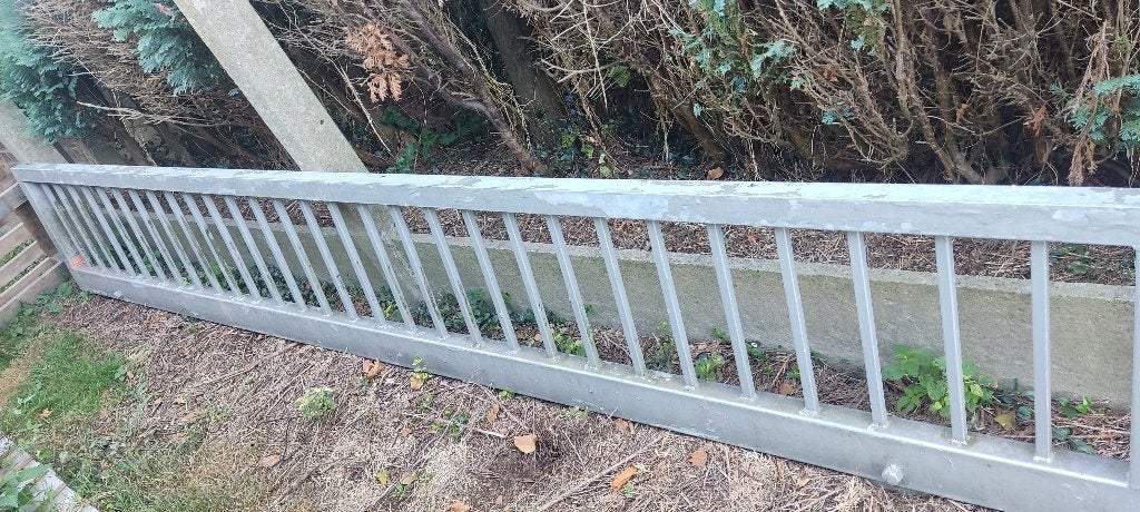 Grande grille en métal galvanisé, Enlèvement, Utilisé, Autres métaux
