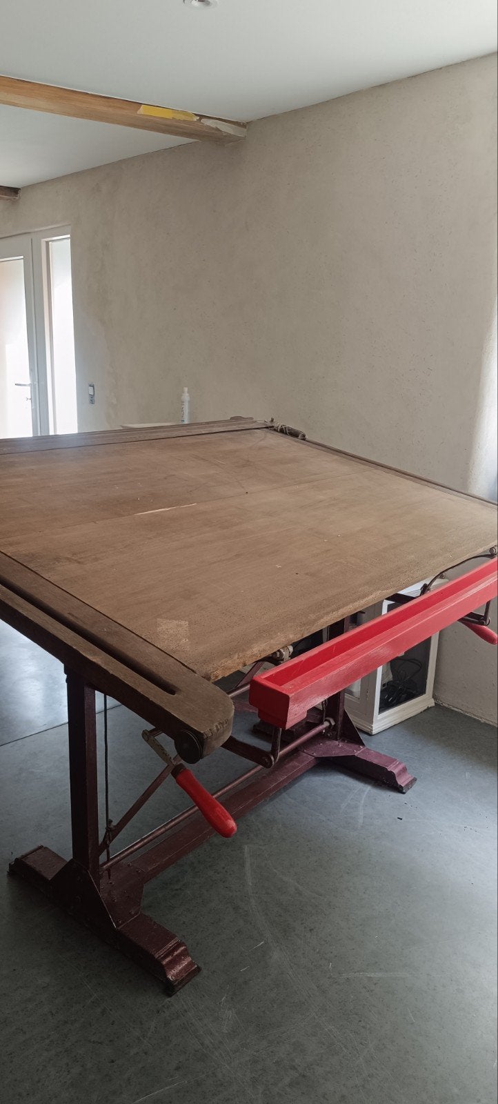 Table d'architecte, Enlèvement