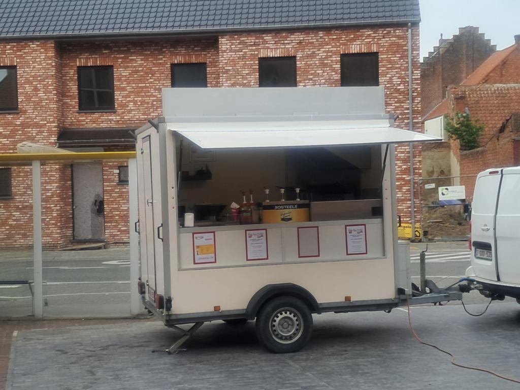 Foodfood truck Remorque, Articles professionnels, Enlèvement