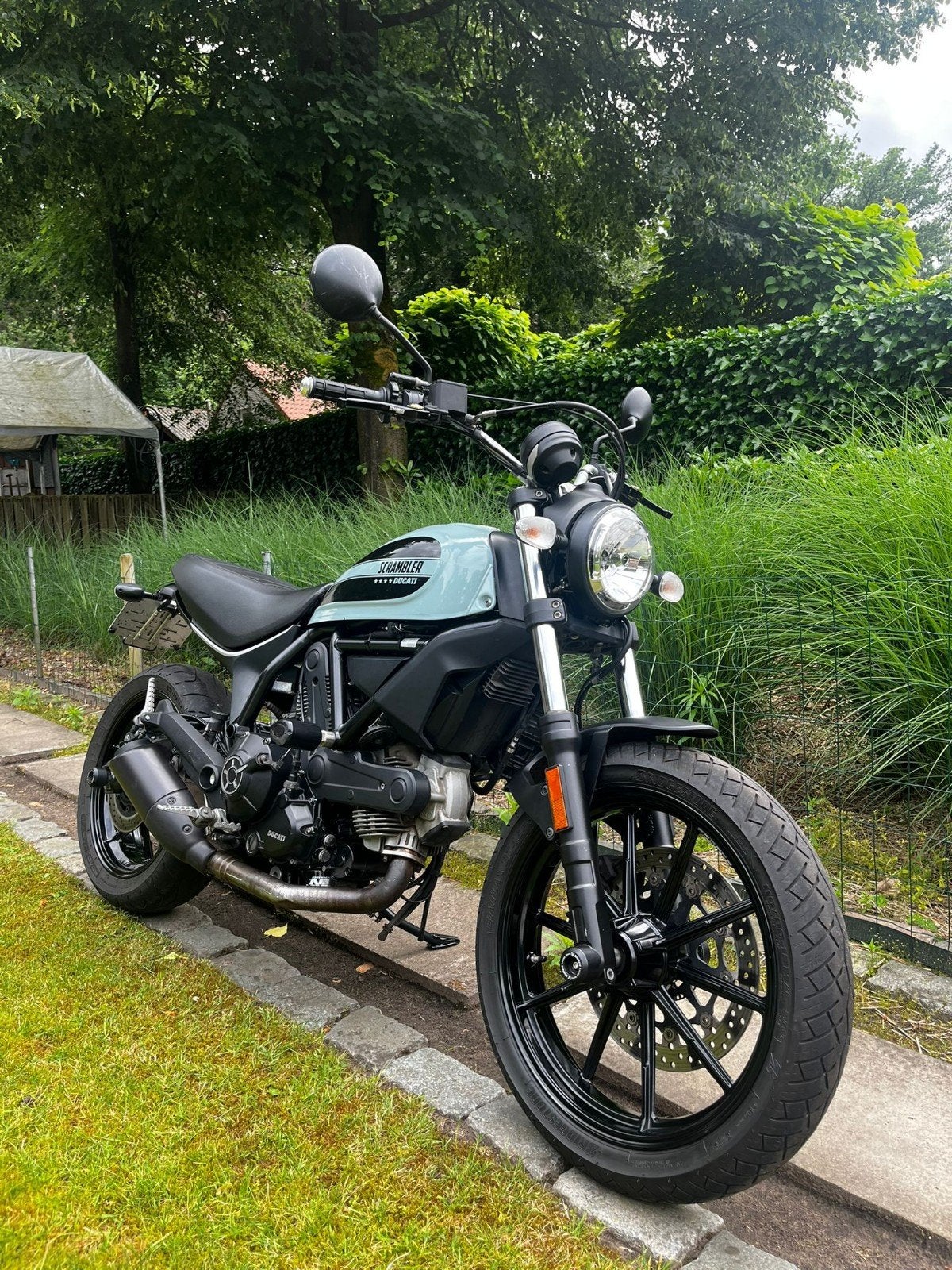 ducati scrambler sixty2, Particulier
