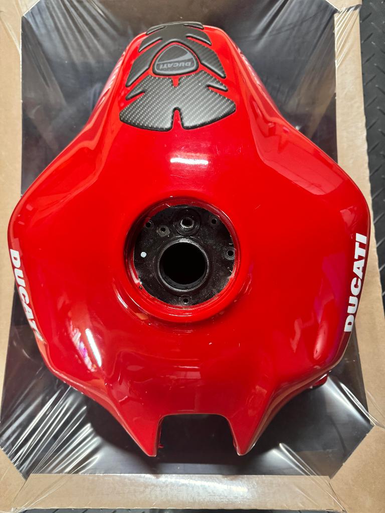 Réservoir Ducati SuperSport 950 S, Enlèvement, Utilisé