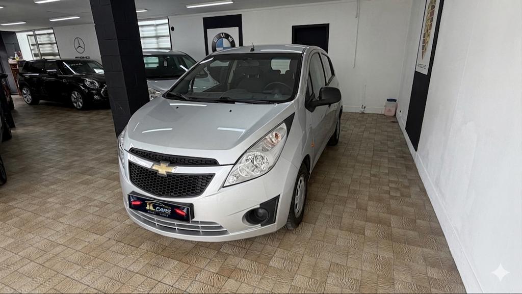 Chevrolet Spark 27.000km 💥12 Mois de Garantie💥, Autos, Chevrolet, Argent ou Gris, Achat, Entreprise, 5 portes