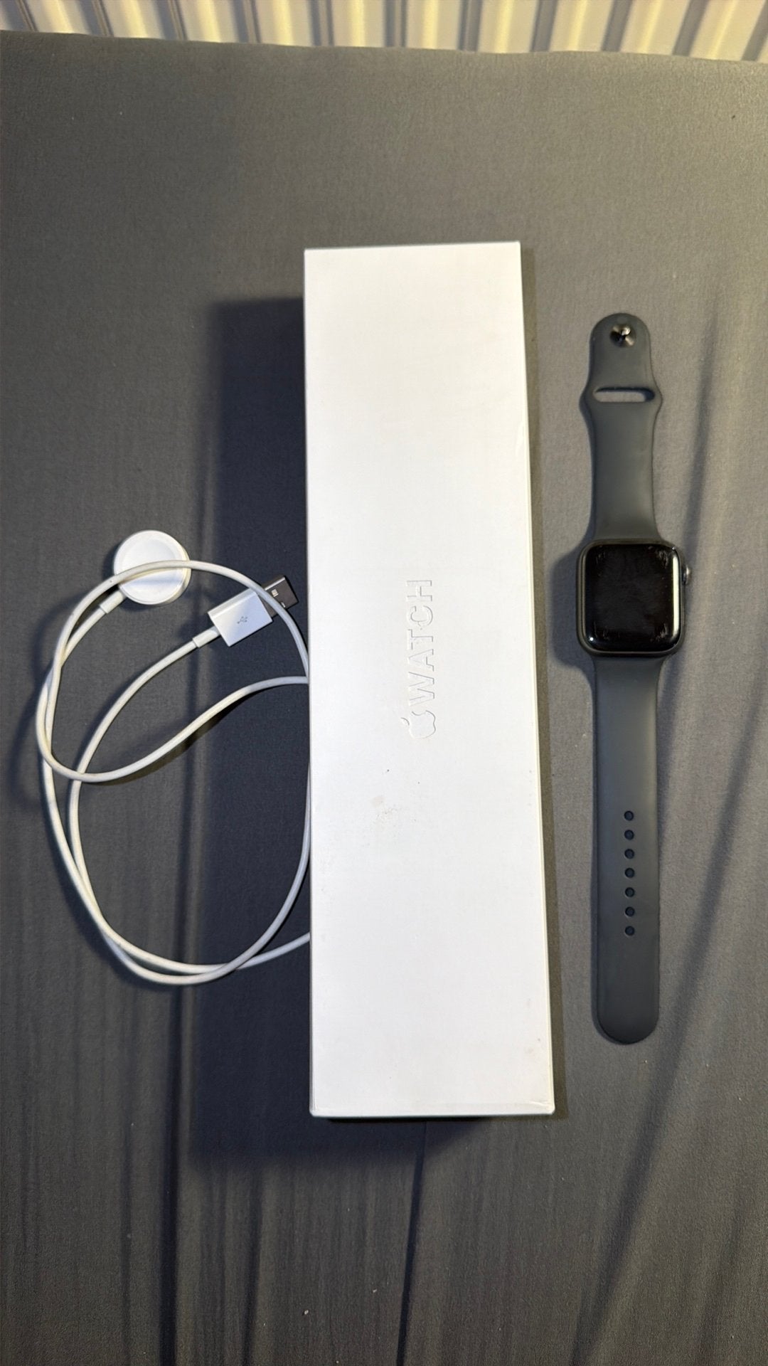Apple Watch series 6 44mm, Bijoux, Sacs & Beauté, Montres connectées, Étanche, IOS, Comme neuf, Enlèvement