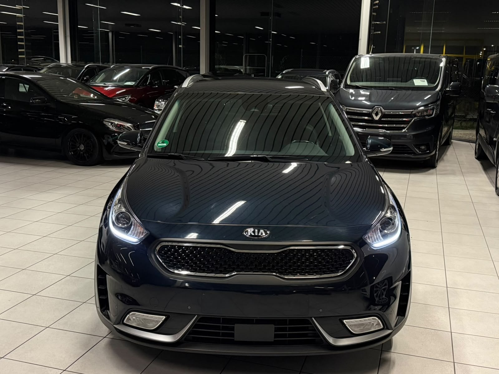 Kia Niro, Auto's, https://public.car-pass.be/vhr/2bf27c2d-0724-4d99-93a1-3ba3a064026c, 1490 kg, Gebruikt, Euro 6
