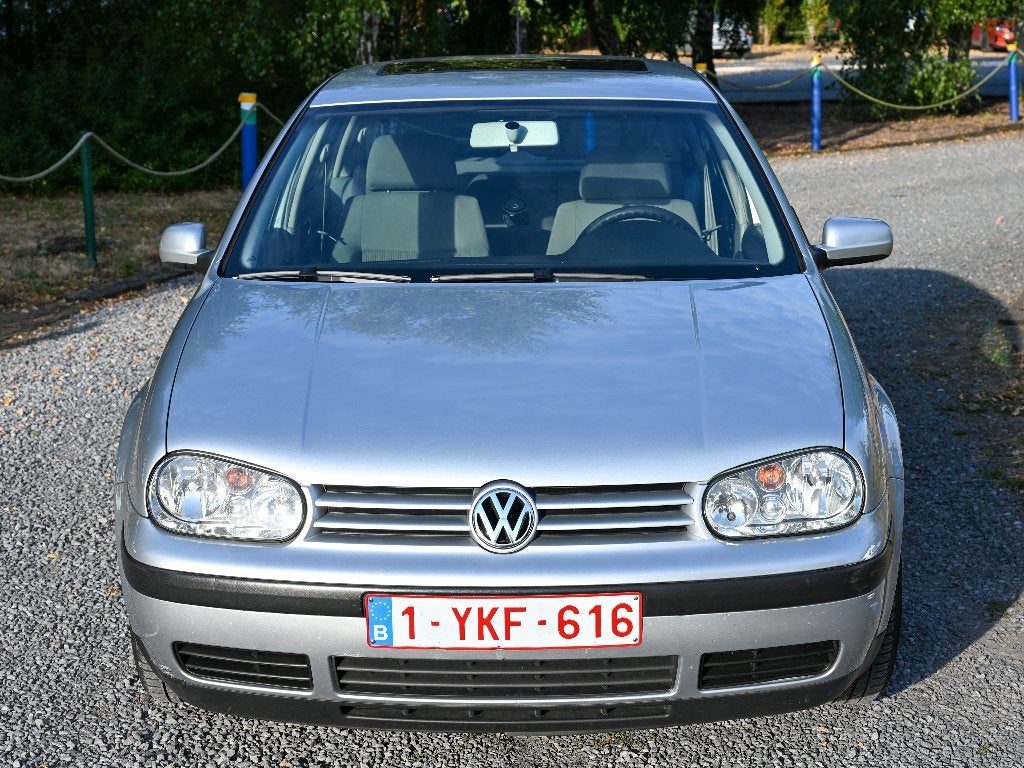 VW Golf Automaat, 4 zetels, Stof, 4 cilinders, 1600 cc