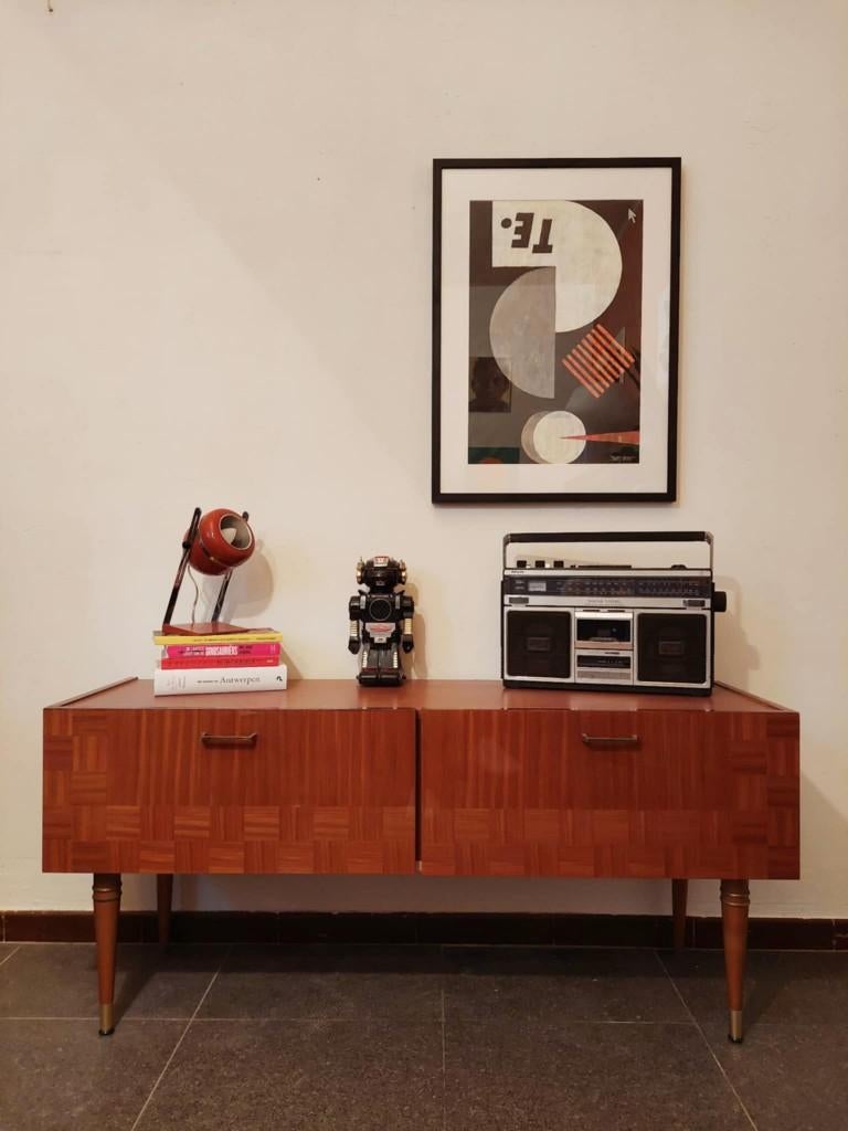 Mid-century low board kast/ commode, 1970s, Ophalen, Zo goed als nieuw, Mid-century, 25 tot 50 cm