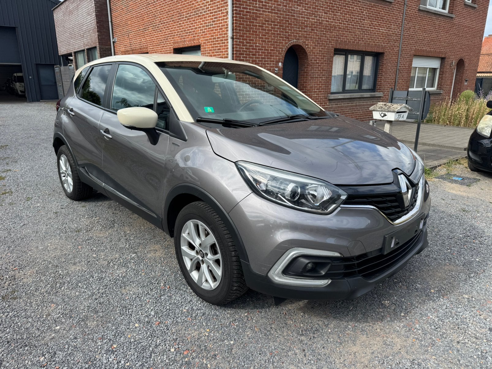 Renault Captur 0.9 Essence, GPS, climatisation, capteurs..., Autos, Renault, Argent ou Gris, Achat, 898 cm³, Euro 6