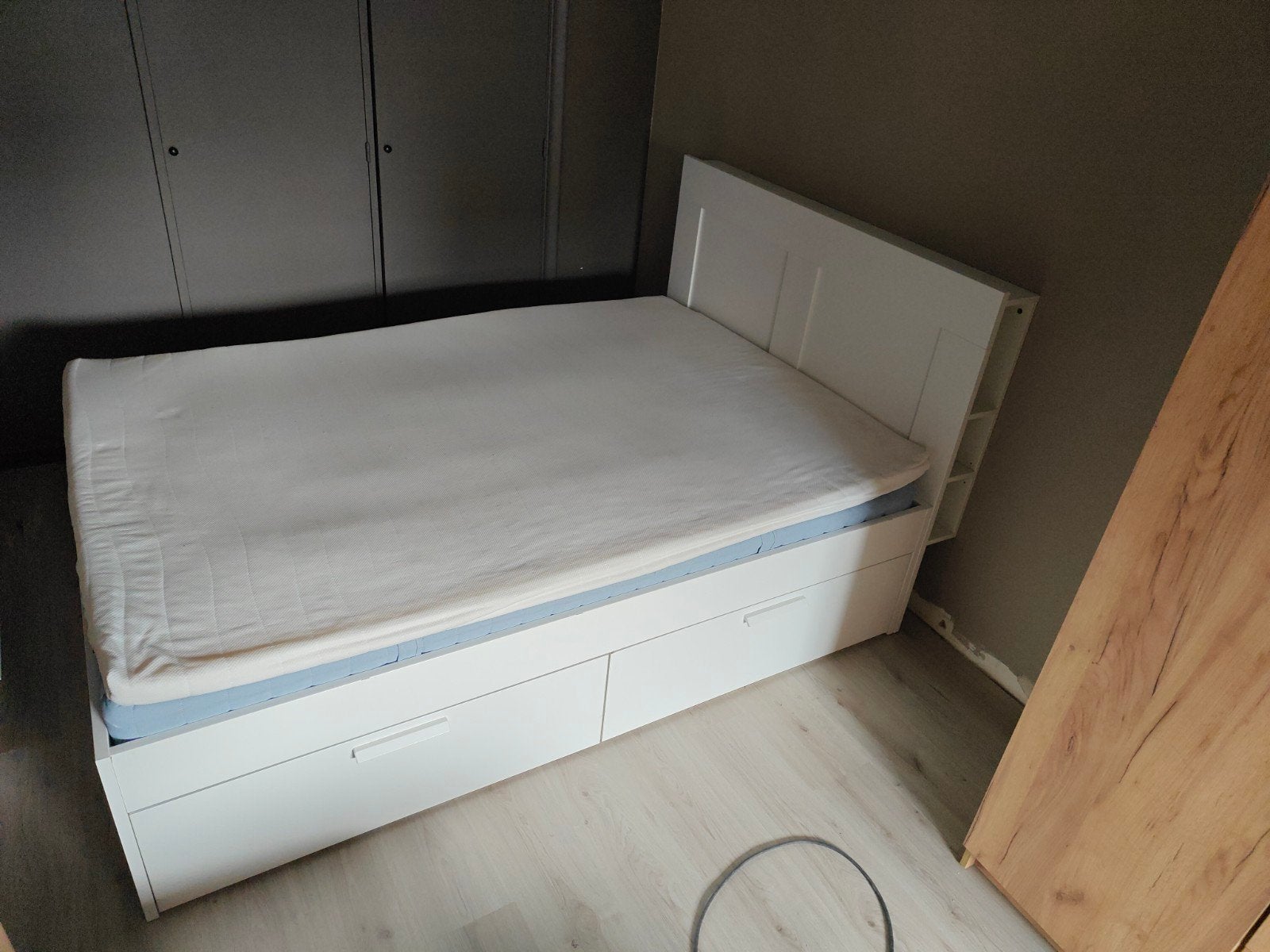Ikea Bed 140x200 met Hoofdboord, Huis en Inrichting, Slaapkamer | Slaapbanken, Ophalen, Twijfelaar