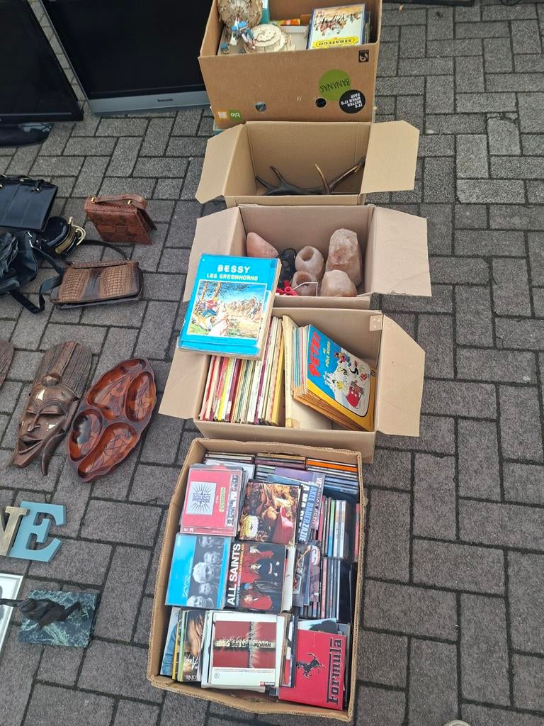 Lot de brocante, Divers, Enlèvement