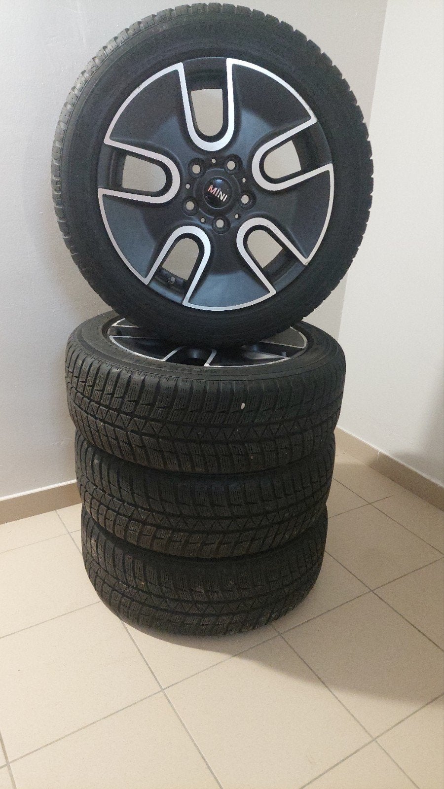JANTES MİNİ 150 €€€, Autos : Pièces & Accessoires, Enlèvement, Pneus hiver, Pneu(s)