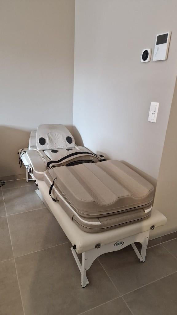 HHP andulatiematras - Therapietoestel voor pijnverlichting, Sport en Fitness, Ophalen, Zo goed als nieuw, Massagetafel