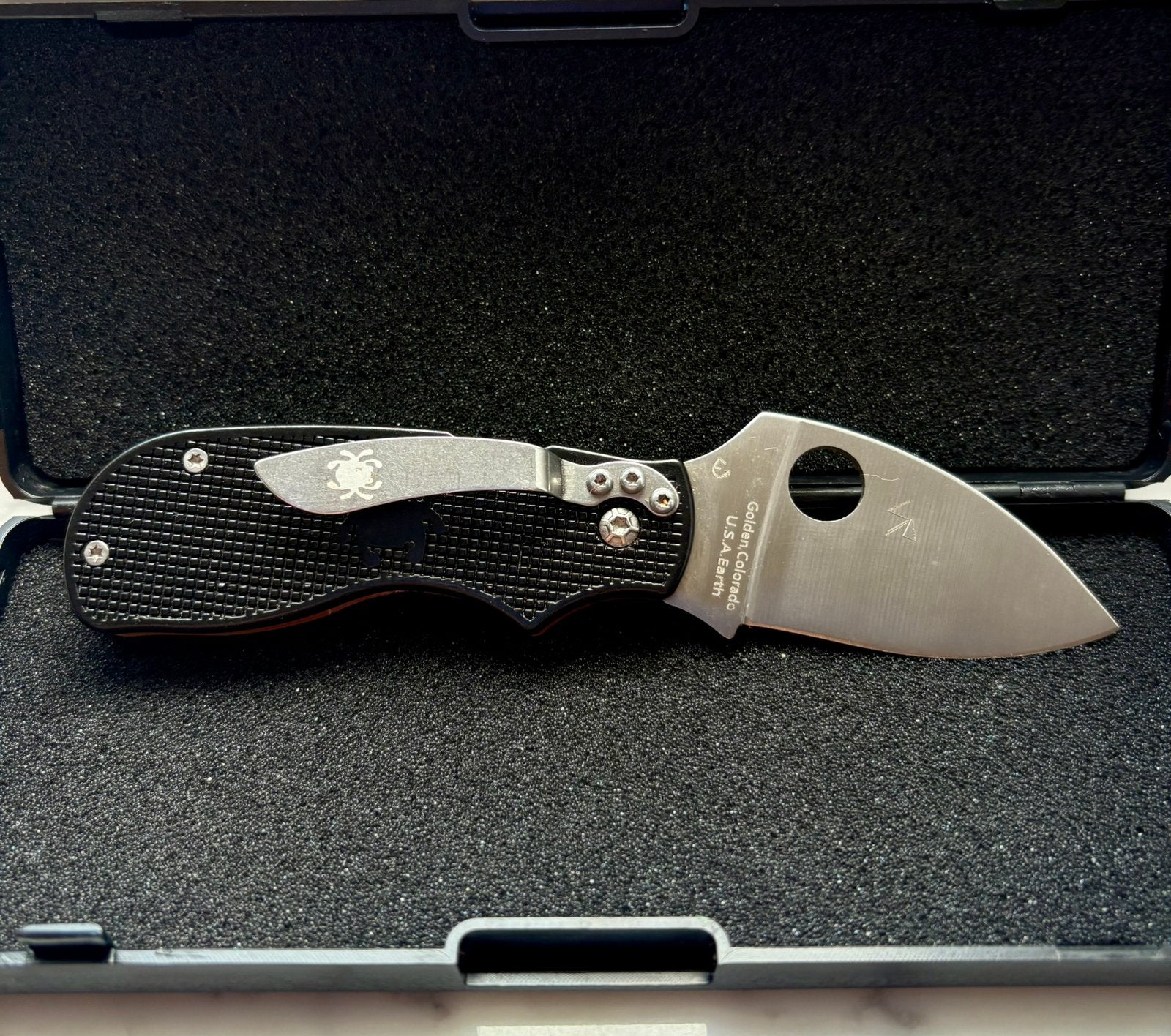 Vends couteau pliant Spyderco Golden Colorado, Caravanes & Camping, Enlèvement ou Envoi, Neuf