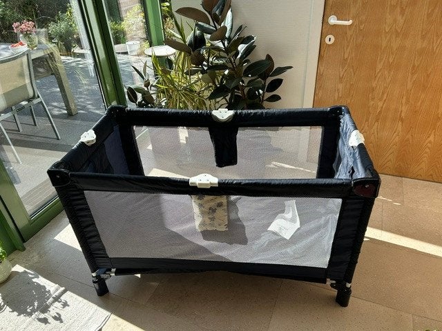 baby-reisbed nieuw, Kinderen en Baby's, Ophalen, Zo goed als nieuw, Reisbedje