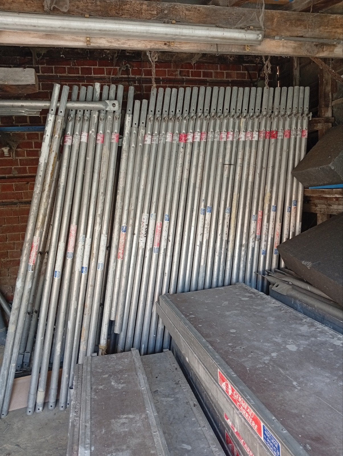 échafaudage germeau carrière, Doe-het-zelf en Bouw, Steigers, Ophalen, Gebruikt, Gevelsteiger, 5 meter of hoger