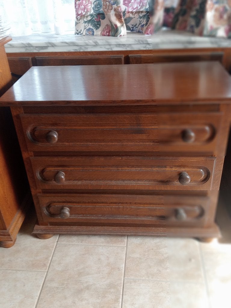 Commode vintage en bois massif, Maison & Meubles, 3 ou 4 tiroirs, 25 à 50 cm, Moins de 100 cm, Vintage
