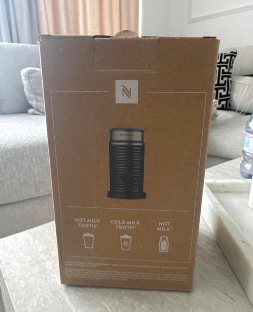 Nespresso aeroccino 3 melkopschuimer-nieuw in doos, Huis en Inrichting, Ophalen of Verzenden, Zo goed als nieuw