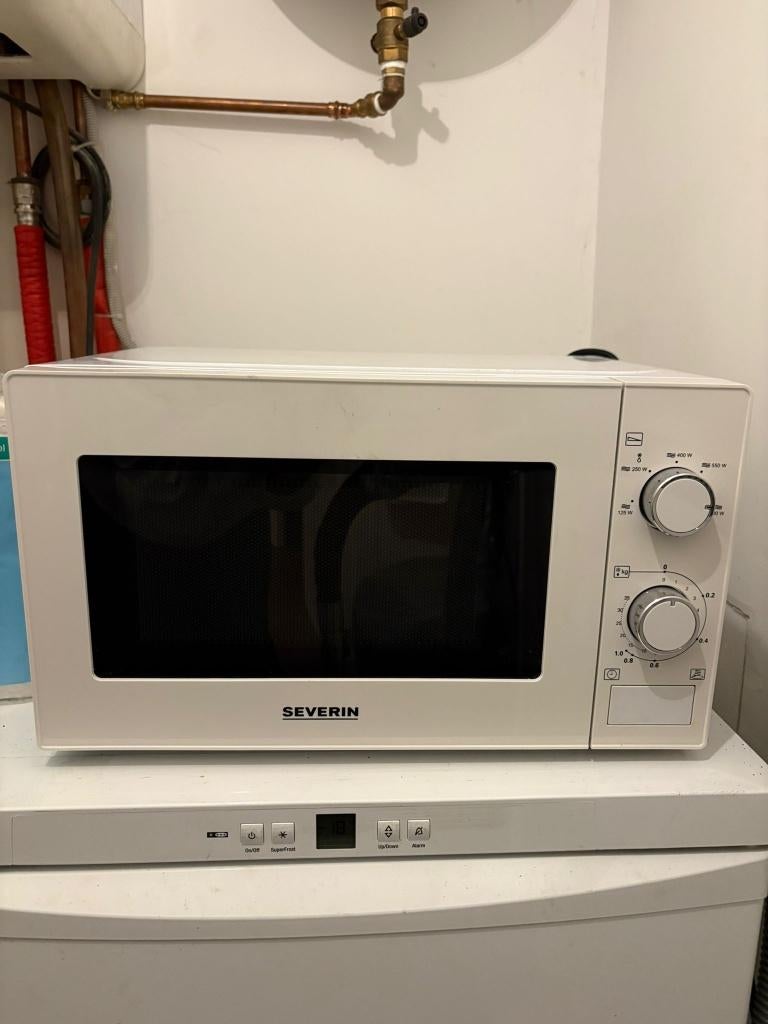 Microgolf, Elektronische apparatuur, Microgolfovens, Ophalen, Gebruikt, Draaiplateau, Vrijstaand