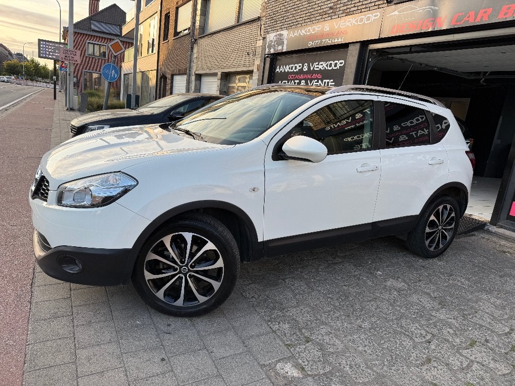 Nissan Qashqai 1.6DCI Panoramavigatie 125 km, Auto's, Nissan, Euro 5, Zwart, Navigatiesysteem, Wit