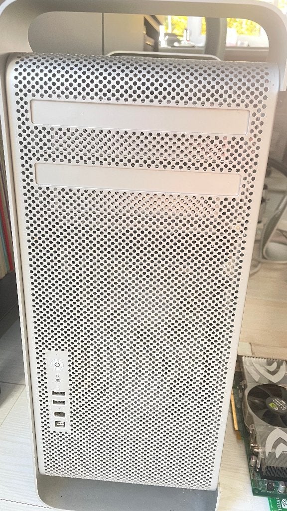 Apple MAC PRO INTEL - Videokaart Nividia QUADRO, Ophalen, GDDR3, Niet werkend, DVI