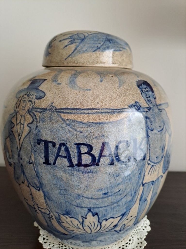 Antieke tabakspot, Ophalen