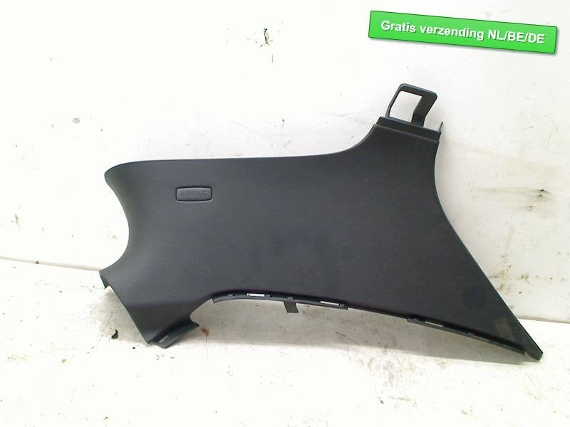 C STIJL BEKLEDING RECHTS Scirocco (137 / 13AD) (1K8867288), Gebruikt, Volkswagen, Volkswagen AG, Kundenbetreuung@volkswagen.de