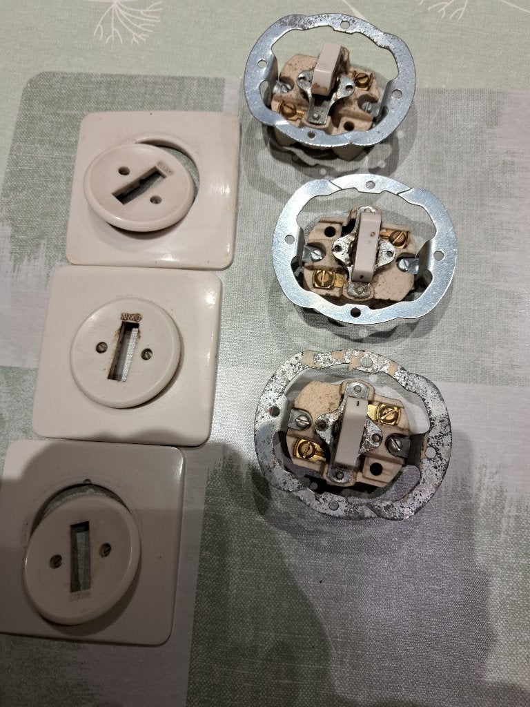 schakelaars stopkontacten afdekplaten enz, Doe-het-zelf en Bouw, Ophalen of Verzenden, Gebruikt