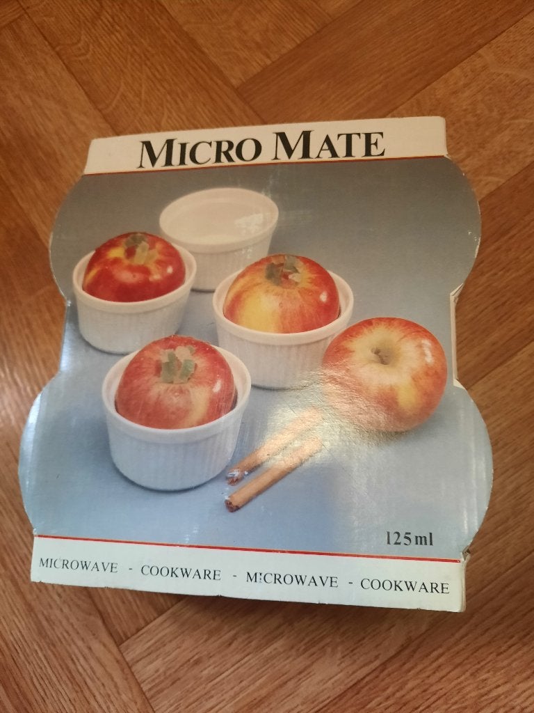 nieuw set 4 kommetjes 125ml voor de micro golf "micro mate", Ophalen of Verzenden, Nieuw