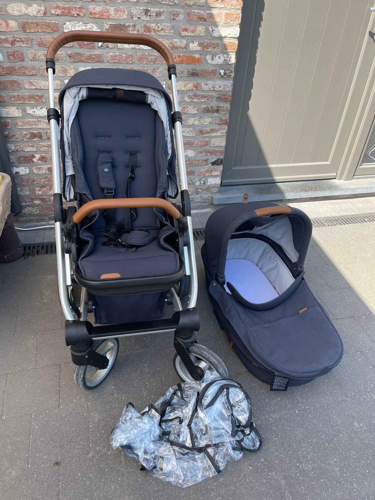 Mutsy nio + maxi cosi + gratis wippertje, Kinderen en Baby's, Kinderwagens en Combinaties, Ophalen, Zo goed als nieuw, Mutsy