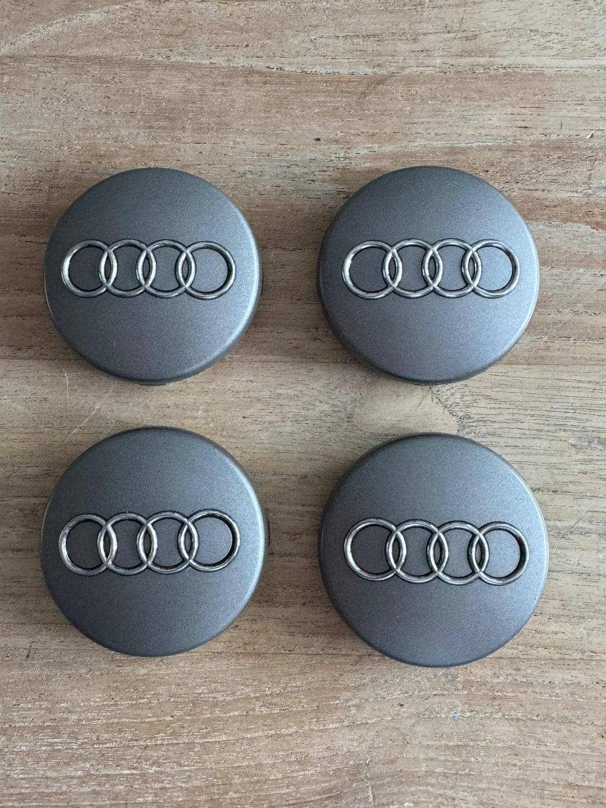 Audi 60 mm OEM Audi middennaafkap, Ophalen of Verzenden, Zo goed als nieuw