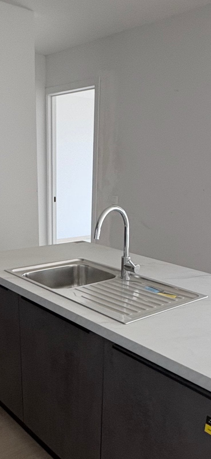 Nieuwe spoelbak en keukenkraan, Huis en Inrichting, Ophalen, Nieuw, 50 tot 100 cm, Minder dan 100 cm