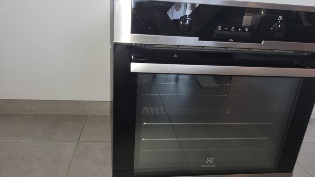 Inbouw oven electrolux, Elektronische apparatuur, Kookplaten, Ophalen, Inbouw