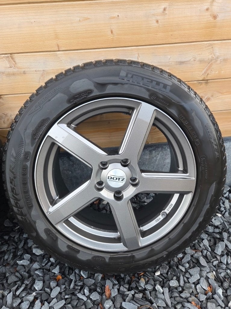 17" DOTZ pneus d'hiver Pirelli 225/55 (bmw x1 bmw x2 ...), Pneus et Jantes, Pneus hiver, Véhicule de tourisme, 17 pouces