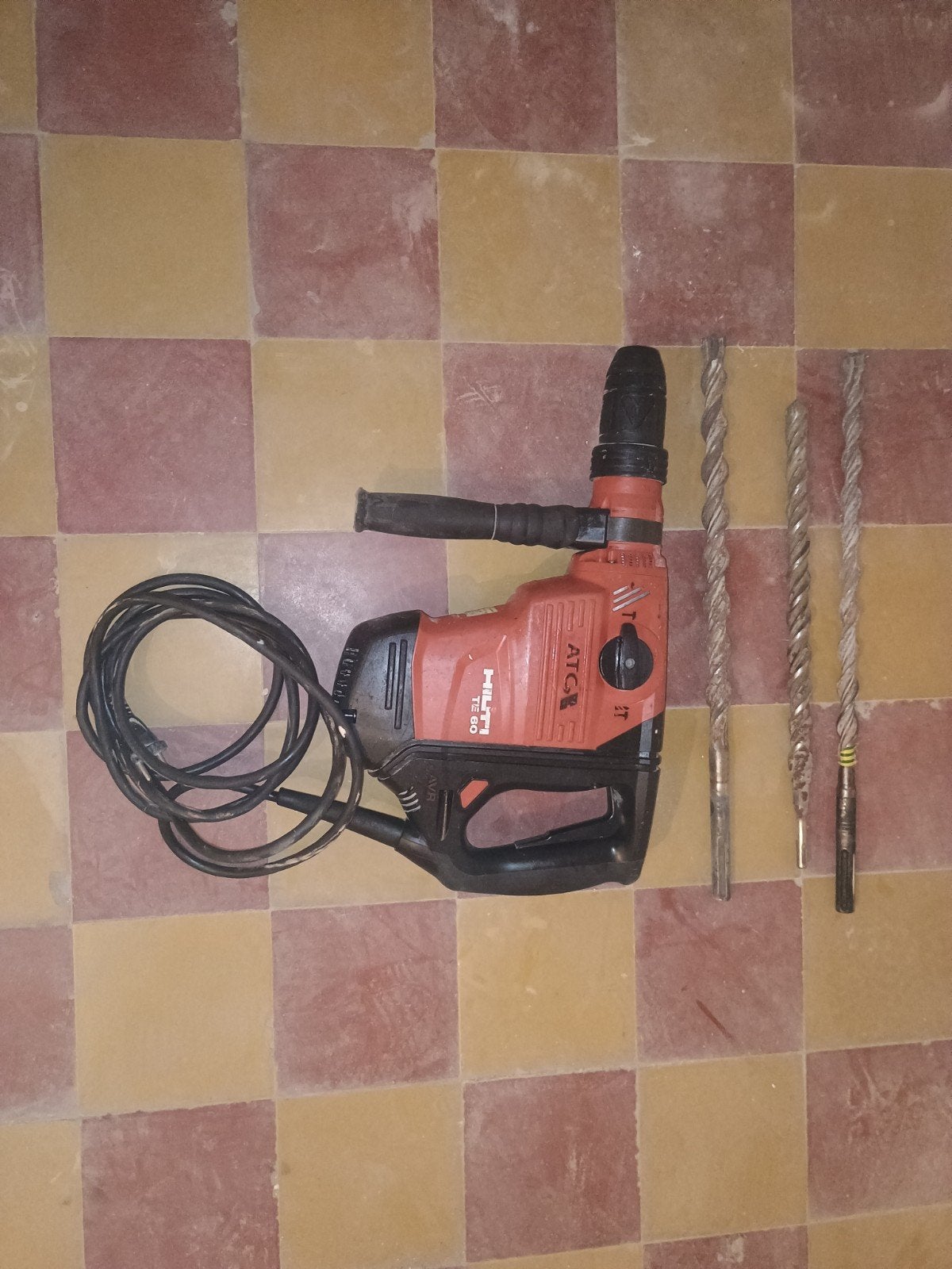 boorhamer Hilti TE-60, Bricolage & Construction, Enlèvement