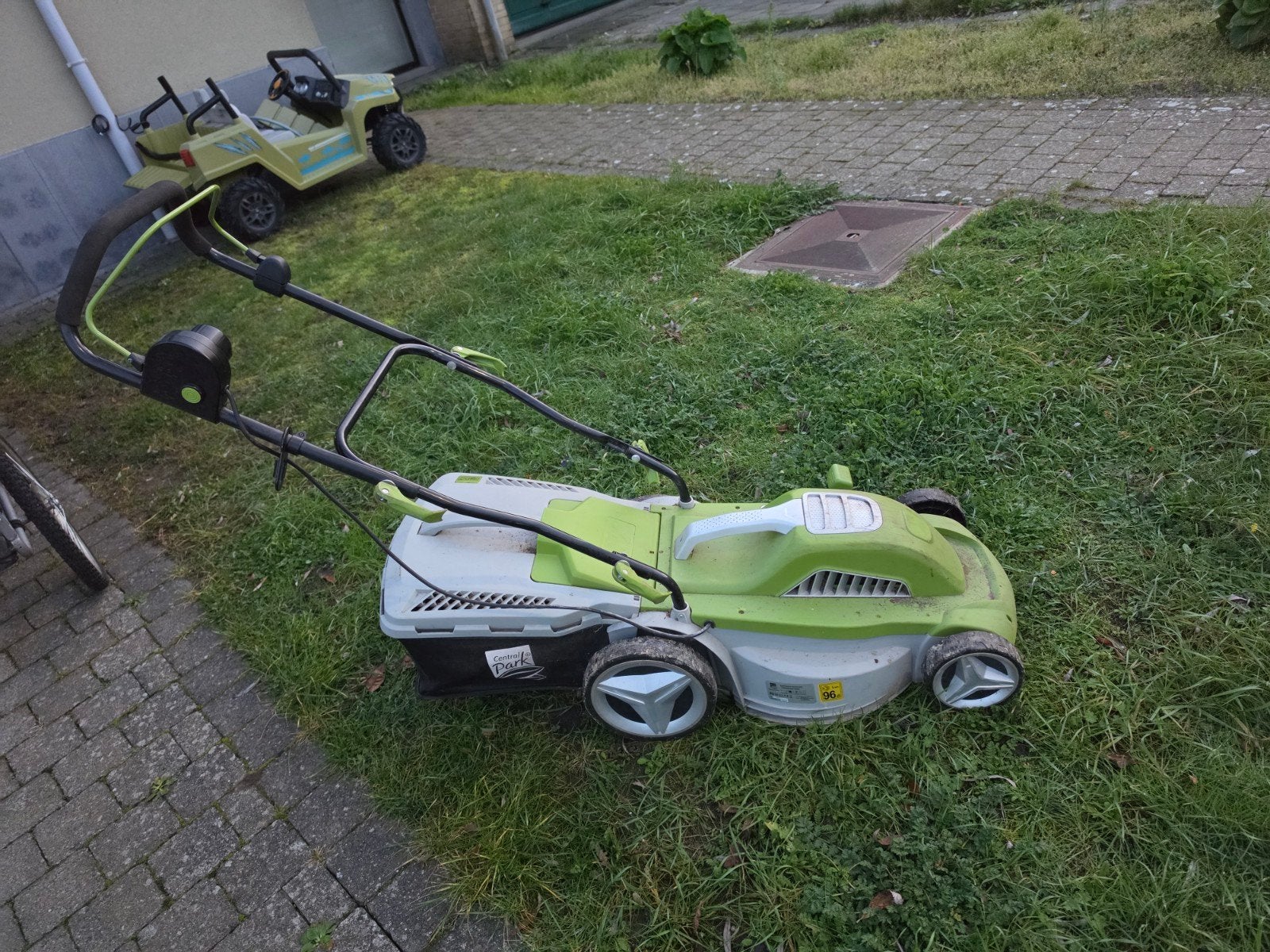 grasmaaier te koop, Gebruikt, Elektrische grasmaaier, Elektrische starter, Ophalen