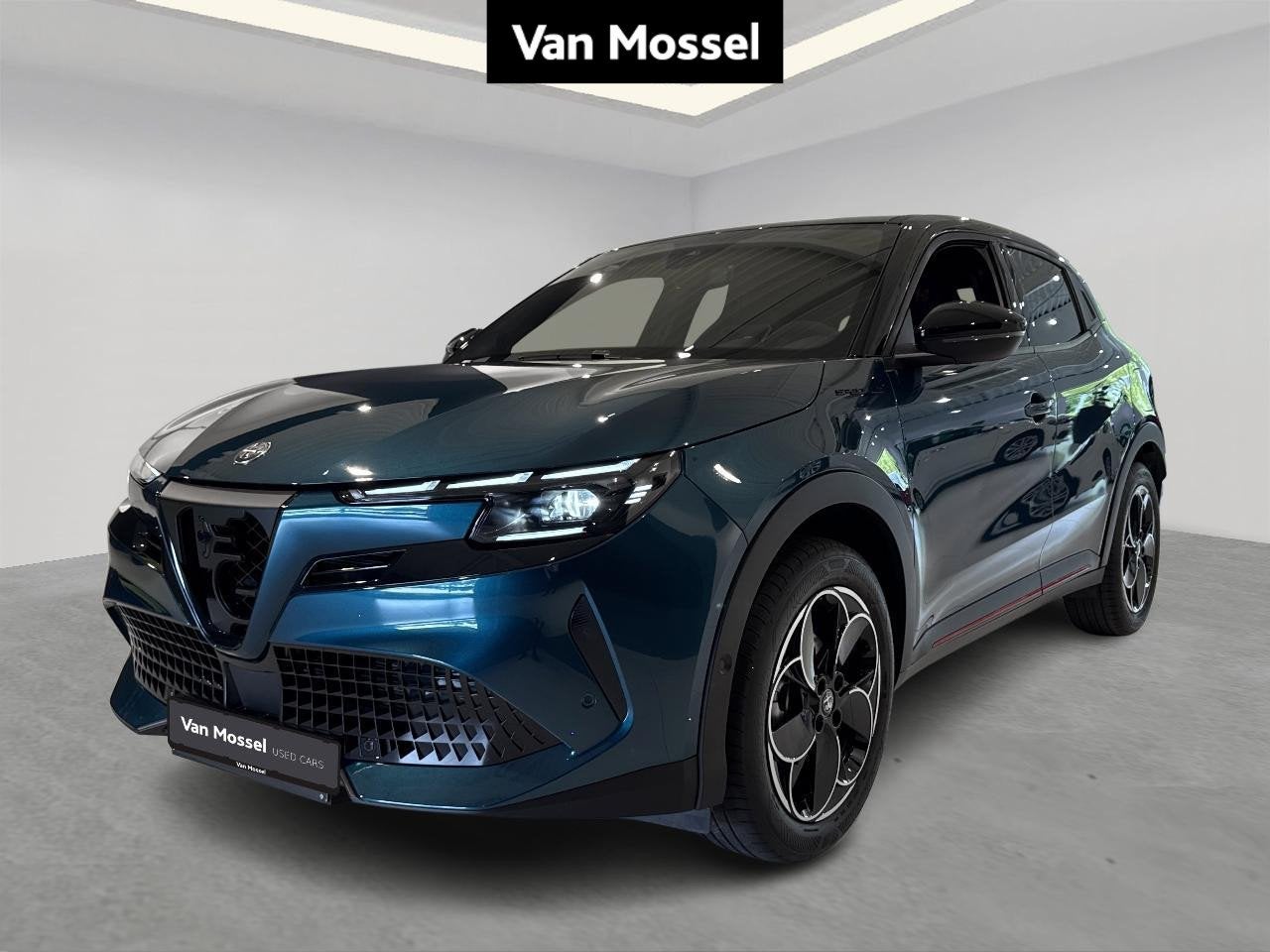 Alfa Romeo Junior 1.2 Hybrid 145 eDCT6 Ibrida Speciale, 1305 kg, 145 ch, Achat, Entreprise